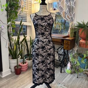 Vintage y2k/00s lace overlay midi dress